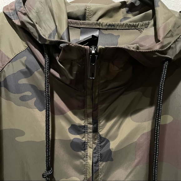 Camo Windbreaker Hooded Pullover. - Picture 2 of 5